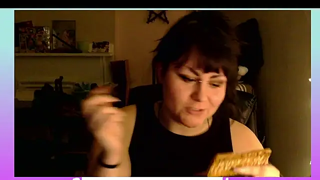 Snapshot of PeakoBunny chatting on November 2025 10:59:02 PM PeakoBunny online show from November 2025 10:59:02 PM