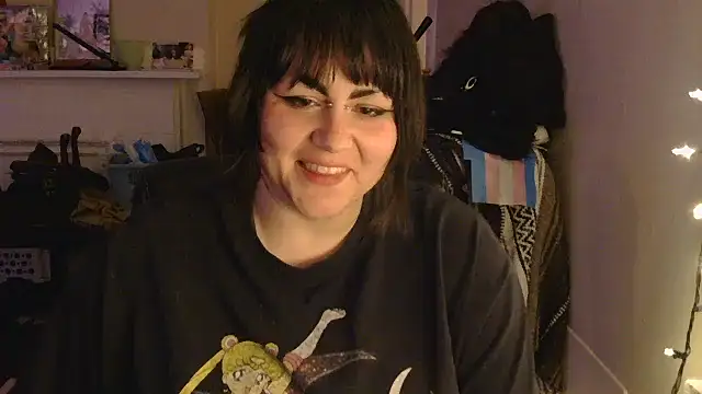 Snapshot of PeakoBunny chatting on November 2025 12:43:01 AM PeakoBunny online show from November 2025 12:43:01 AM