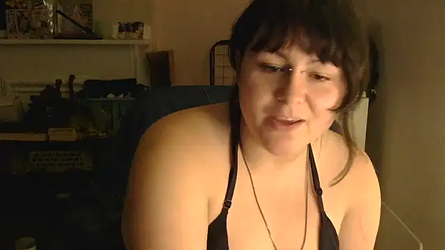 Snapshot of PeakoBunny chatting on November 2025 12:11:02 AM PeakoBunny online show from November 2025 12:11:02 AM