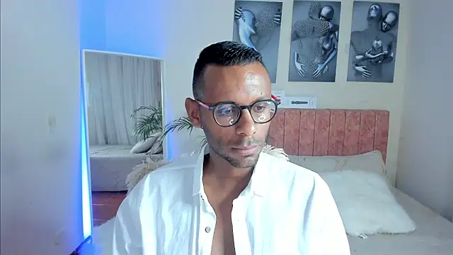 Snapshot of KingEdward_ chatting on October 2025 10:23:02 AM KingEdward online show from October 2025 10:23:02 AM