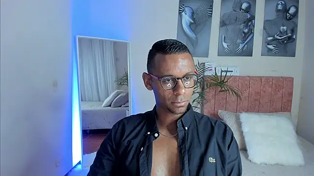 Snapshot of KingEdward_ chatting on October 2025 10:34:02 AM KingEdward online show from October 2025 10:34:02 AM