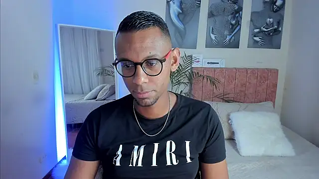 Snapshot of KingEdward_ chatting on October 2025 10:14:01 AM KingEdward online show from October 2025 10:14:01 AM