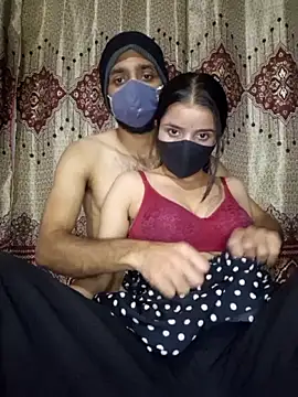 wow couple online show from October 2025 01:39:01 PM