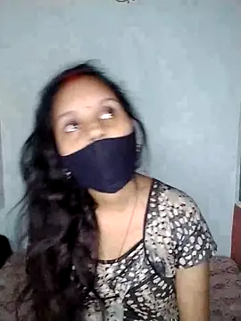 Komal-Rajput online show from November 2025 04:09:02 PM