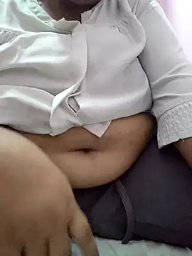 bitch-horny online show from October 2025 01:23:01 PM