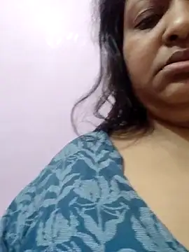 bitch-horny online show from October 2025 11:38:01 PM