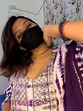 Snapshot of SpicykhalifaX chatting on May 2026 06:19:02 AM SpicykhalifaX online show from May 2026 06:19:02 AM