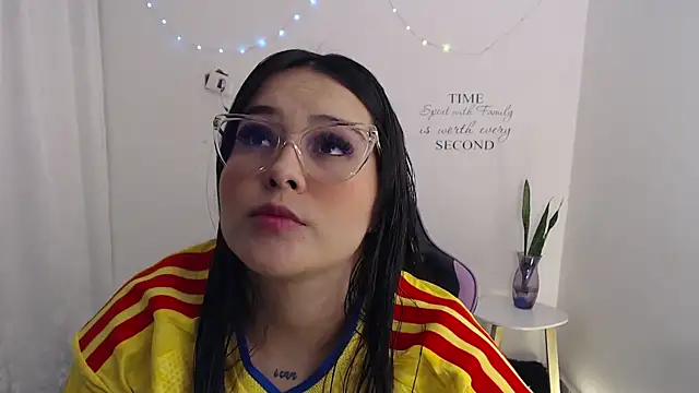 Snapshot of amberbakee chatting on July 2026 03:27:02 PM amberbakee online show from July 2026 03:27:02 PM