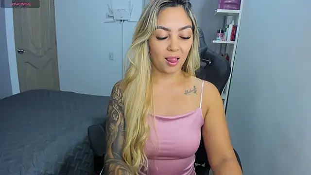 NicolPorto online show from September 2025 11:26:01 AM