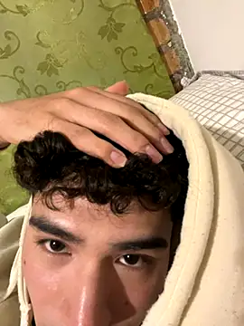 0anonimo bottom1 online show from October 2025 12:57:01 AM