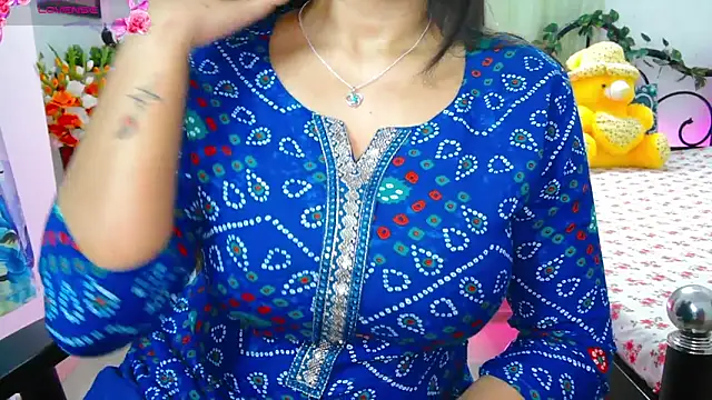 Snapshot of WildDimpi_0 chatting on October 2025 10:53:02 PM WildDimpi 0 online show from October 2025 10:53:02 PM