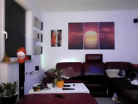 hellgirl1980 online show from October 2025 09:21:01 PM