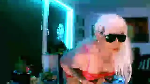 hellgirl1980 online show from November 2025 11:03:01 PM