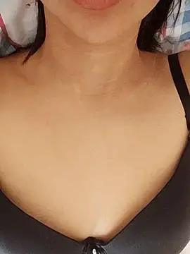 bebeksiii online show from October 2025 08:18:02 AM