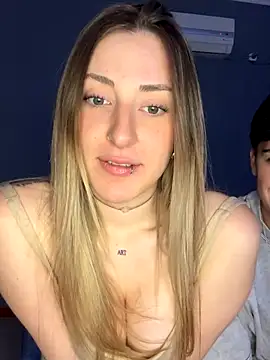 Snapshot of Sashailardi chatting on September 2025 04:45:01 AM Sashailardi online show from September 2025 04:45:01 AM