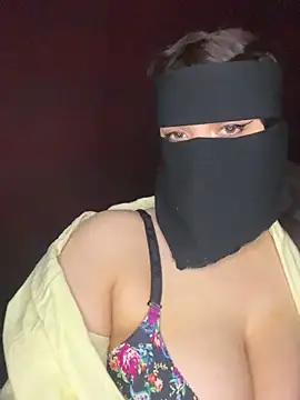 RooVaaN-Xx online show from October 2025 03:01:01 PM