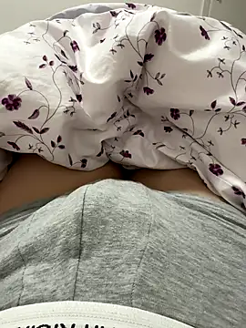 JJ 131 online show from September 2025 05:12:02 PM