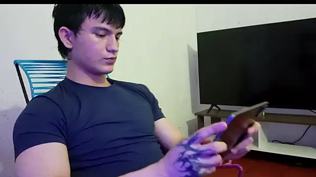 ErickWalton online show from December 2025 05:35:02 AM