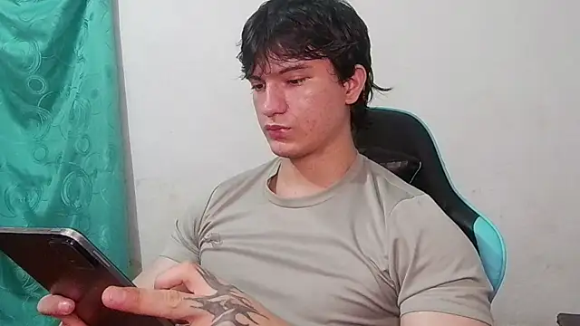 ErickWalton online show from April 2026 06:00:02 AM