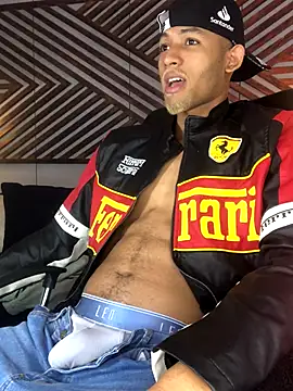 B Wild online show from October 2025 04:12:02 AM