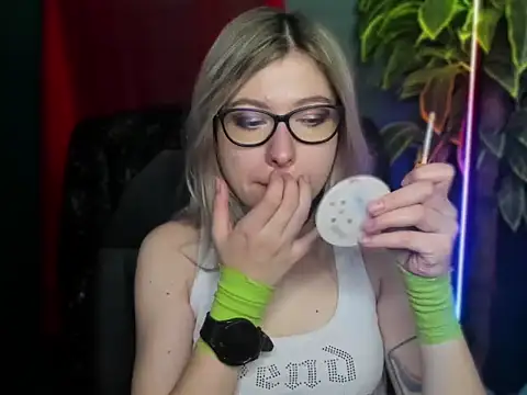 loveHeidi online show from March 2026 05:22:02 AM