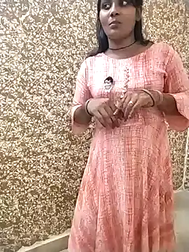 Rashmi Pathak online show from September 2025 06:29:01 PM