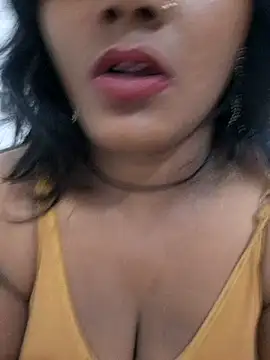 Rashmi Pathak online show from September 2025 05:53:02 AM