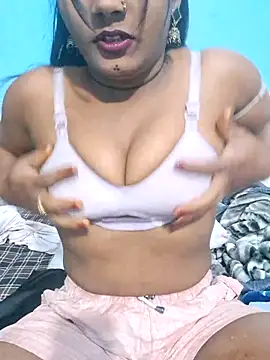 Rashmi Pathak online show from November 2025 02:33:02 AM