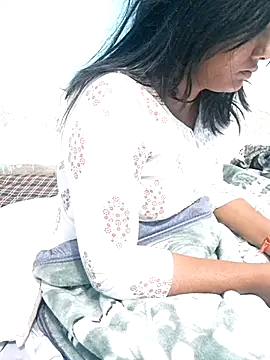 Rashmi Pathak online show from November 2025 01:08:02 AM