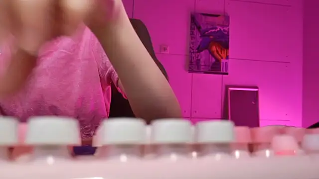 Snapshot of Yoka_paradoXXX chatting on December 2025 05:13:01 AM Yoka paradoXXX online show from December 2025 05:13:01 AM