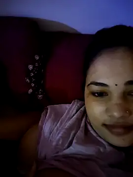 Snapshot of freedom70 chatting on October 2025 12:10:02 AM freedom70 online show from October 2025 12:10:02 AM