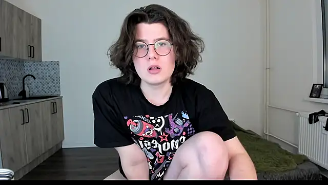 Snapshot of Derek_Shameless chatting on February 2026 04:22:02 PM Derek Shameless online show from February 2026 04:22:02 PM