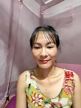 Snapshot of Yumyum_kiw chatting on September 2025 10:15:02 AM Yumyum kiw online show from September 2025 10:15:02 AM