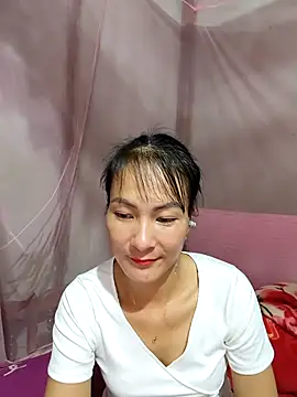 Snapshot of Yumyum_kiw chatting on September 2025 01:22:02 PM Yumyum kiw online show from September 2025 01:22:02 PM