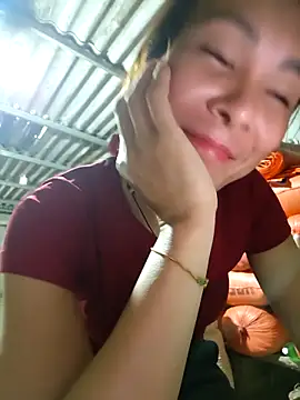 Snapshot of Yumyum_kiw chatting on October 2025 12:49:02 PM Yumyum kiw online show from October 2025 12:49:02 PM