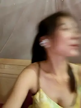 Snapshot of Yumyum_kiw chatting on October 2025 12:43:02 AM Yumyum kiw online show from October 2025 12:43:02 AM