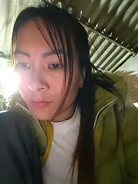 Snapshot of Yumyum_kiw chatting on November 2025 01:00:02 PM Yumyum kiw online show from November 2025 01:00:02 PM