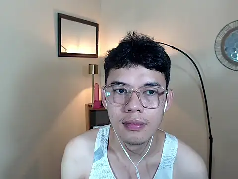 keirflorianxx online show from October 2025 05:41:02 AM