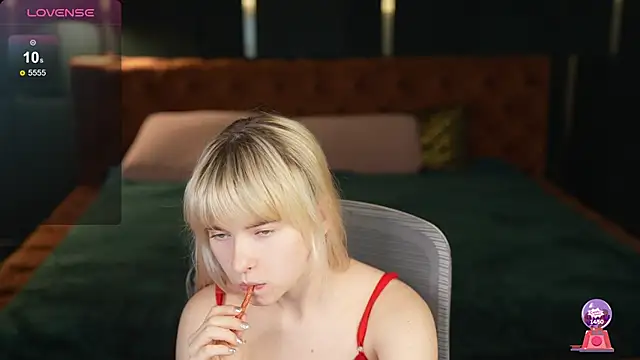 Snapshot of Ava_kiss054 chatting on June 2026 02:45:02 PM Ava kiss054 online show from June 2026 02:45:02 PM