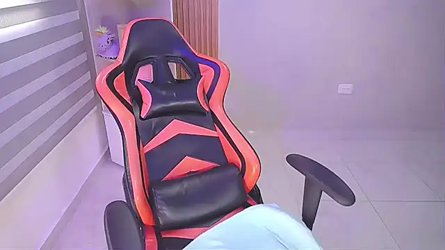 Snapshot of CathaleyaSex chatting on February 2026 08:43:01 PM CathaleyaSex online show from February 2026 08:43:01 PM