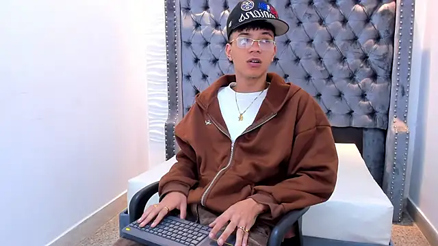 MARSHALL SPENCER online show from April 2026 01:04:01 PM