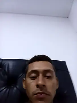 Boy hot- online show from September 2025 04:01:01 AM