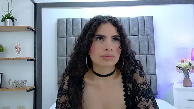Snapshot of Skyler_Fox_ chatting on May 2026 08:14:02 PM Skyler Fox online show from May 2026 08:14:02 PM