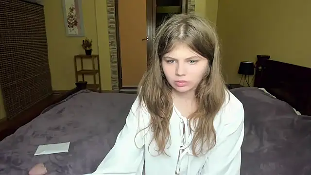 Snapshot of Lilly_Jess chatting on September 2025 05:24:01 PM Lilly Jess online show from September 2025 05:24:01 PM