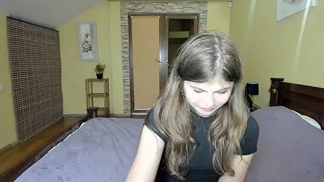 Snapshot of Lilly_Jess chatting on September 2025 06:20:01 PM Lilly Jess online show from September 2025 06:20:01 PM