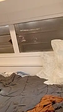 nakedgarbageperson online show from March 2026 12:29:02 AM