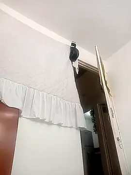 kittymutant99 online show from October 2025 06:20:01 PM