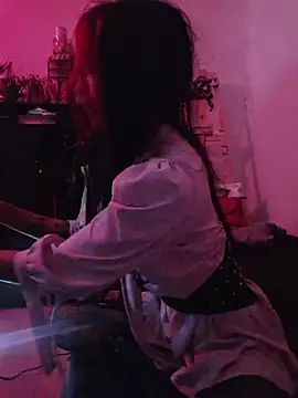 carolinerue online show from March 2026 07:31:02 PM