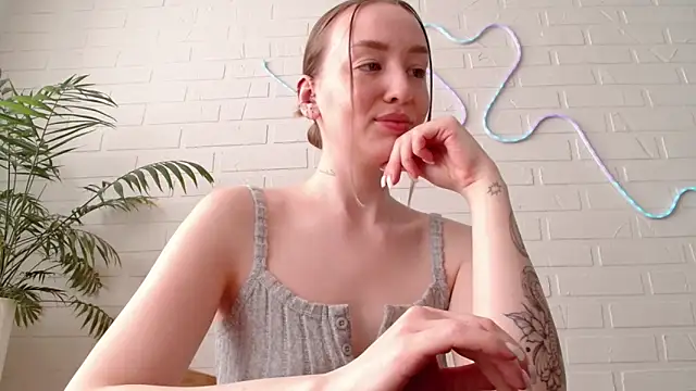 WhitePrincessLuna online show from March 2026 01:04:02 PM