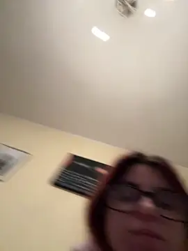 Brutecia2002 online show from January 2026 11:59:02 AM